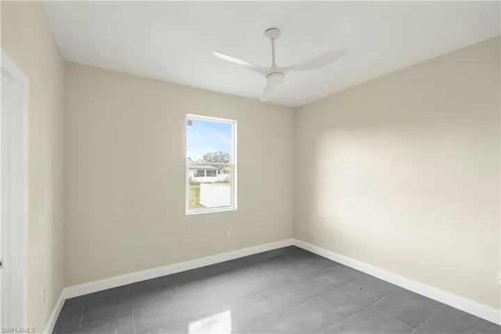 1043 Albert Ave, Lehigh Acres, Florida 33971