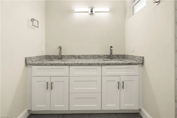 1043 Albert Ave, Lehigh Acres, Florida 33971