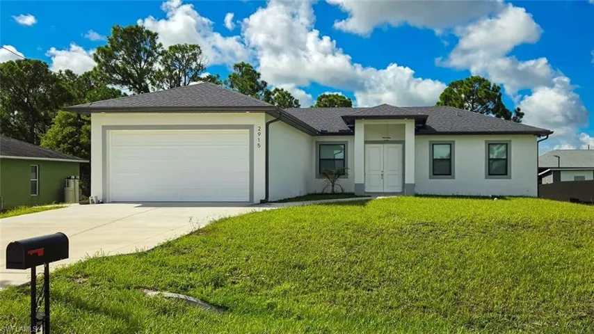 2915 28th St Sw, Lehigh Acres, Florida 33976