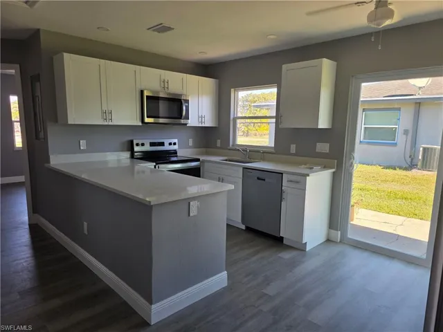 16930 Juanita Ave, Fort Myers, Florida 33908