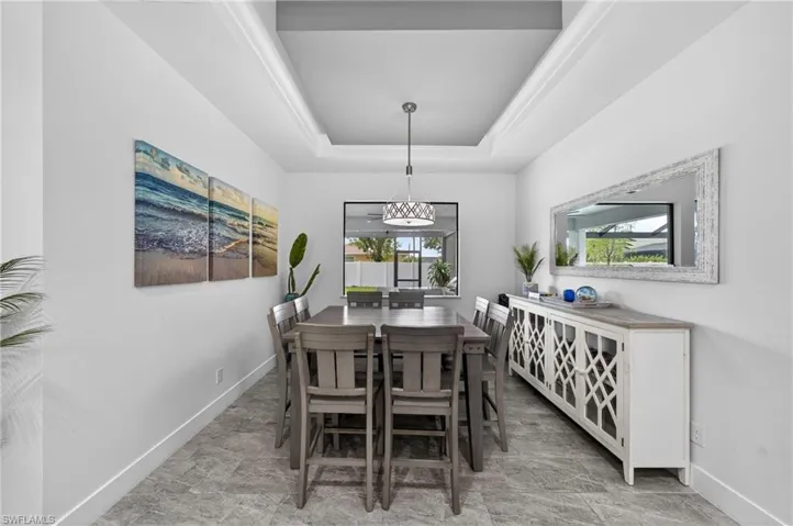 3833 Sw 14th Pl, Cape Coral, Florida 33914