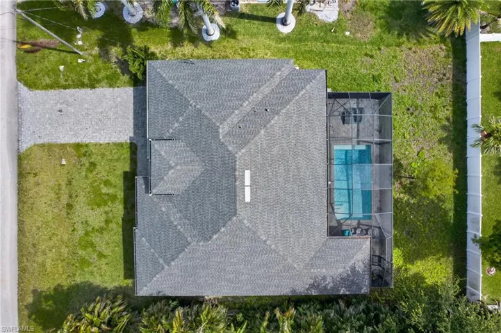 3833 Sw 14th Pl, Cape Coral, Florida 33914