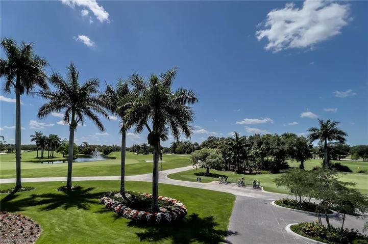 103  Amblewood  LN, Naples, FL 34105