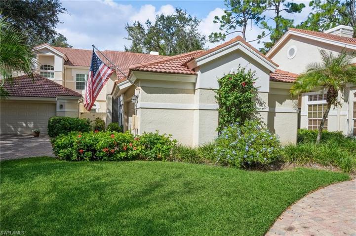 103  Amblewood  LN, Naples, FL 34105