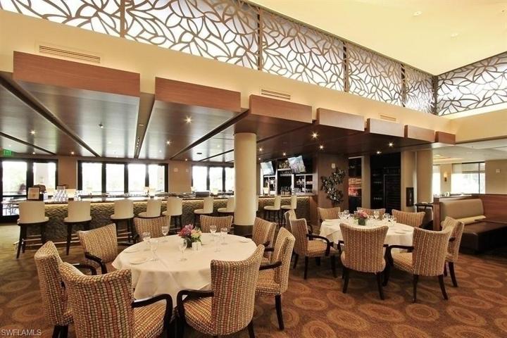 Club Dining