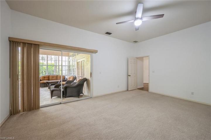 103  Amblewood  LN, Naples, FL 34105