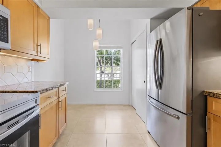 322 Sugar Pine Ln 322, Naples, Florida 34108