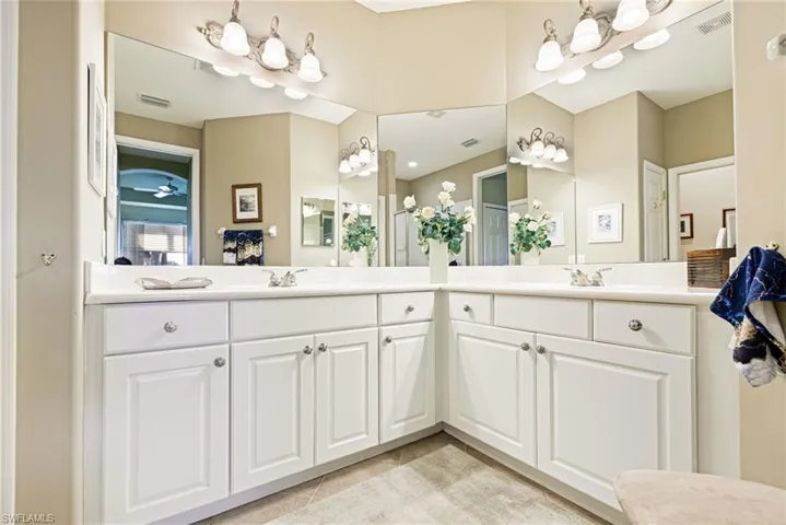 10780  Ravenna  WAY, Fort Myers, FL 33913
