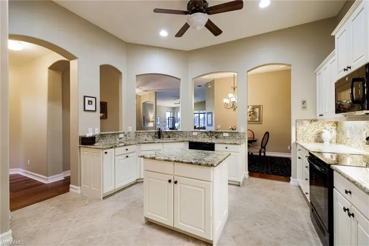10780  Ravenna  WAY, Fort Myers, FL 33913