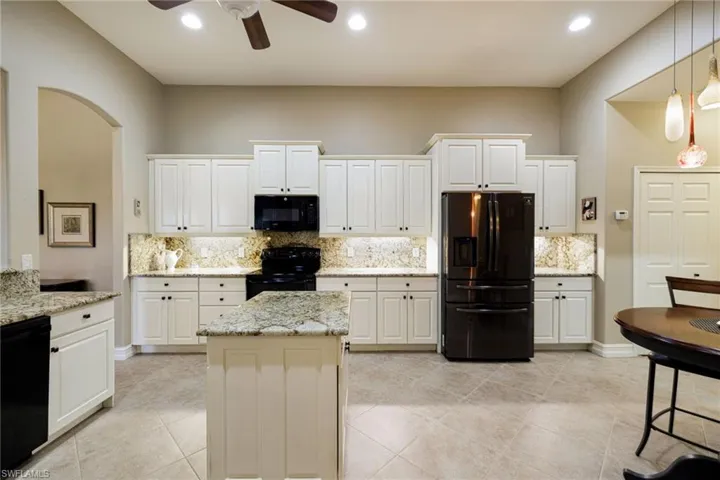 10780  Ravenna  WAY, Fort Myers, FL 33913