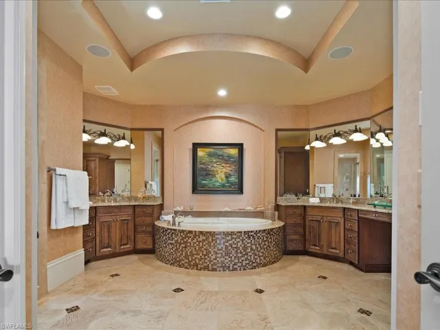 Owner Suite Bath