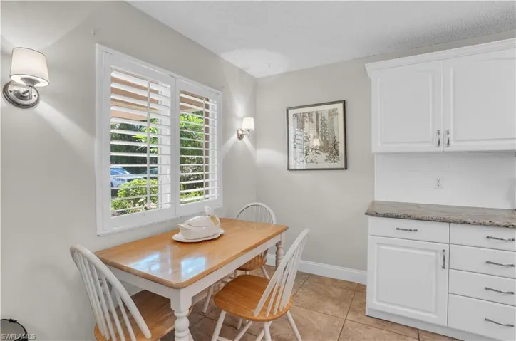 Breakfast area in Kitchen