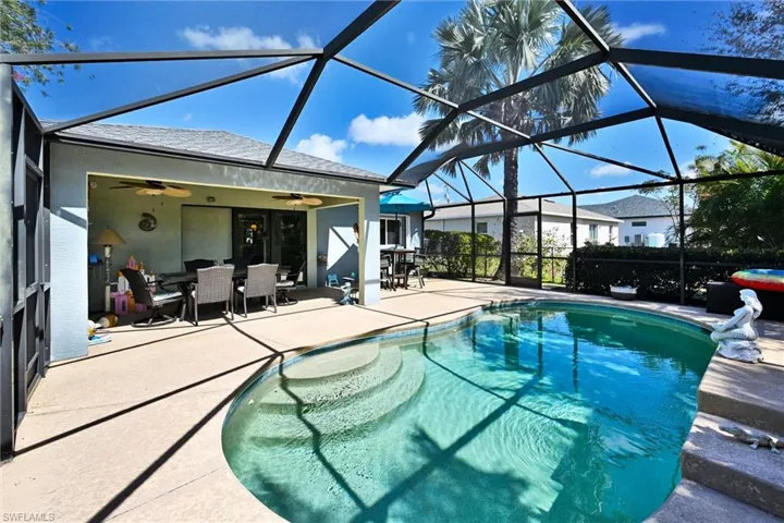 2442 Sw Embers Ter, Cape Coral, Florida 33991