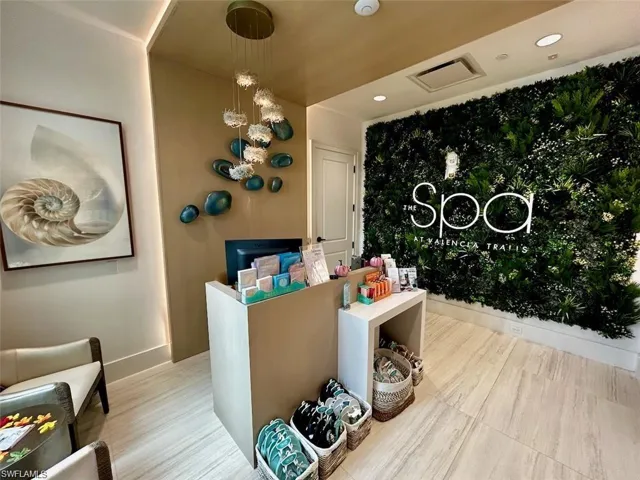 Welcome area with recessed lighting