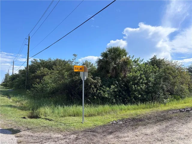 27th Ave Ne, Naples, Florida 34120