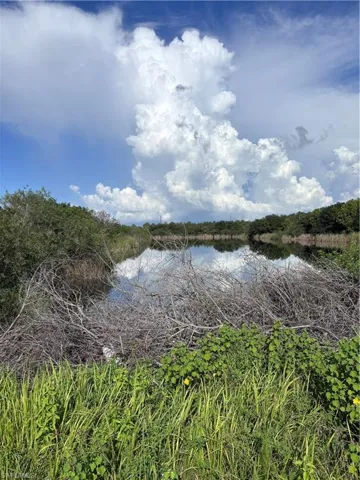 27th Ave Ne, Naples, Florida 34120