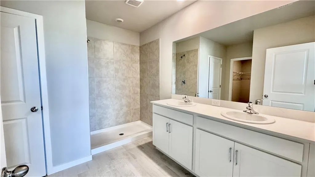 17710 Shade Tree LOOP, Babcock Ranch, FL 33982,225057712