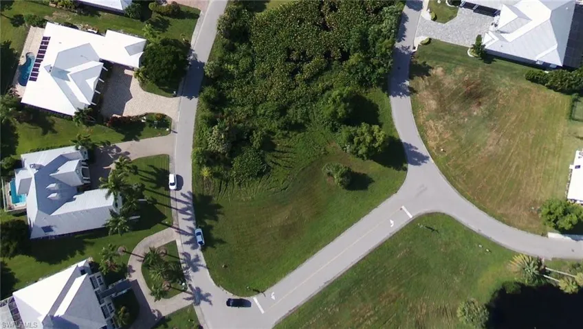 Bird's eye view of land