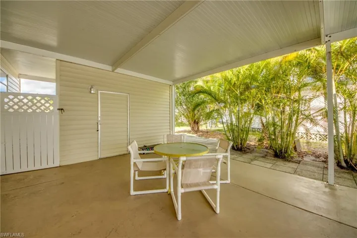 5510 Back Bay Bend, North Fort Myers, Florida 33917
