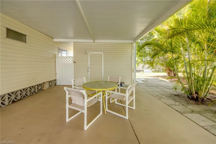 5510 Back Bay Bend, North Fort Myers, Florida 33917