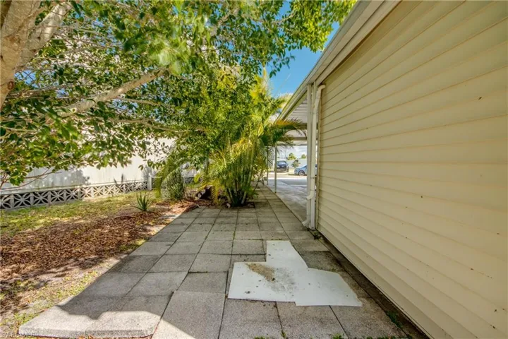 5510 Back Bay Bend, North Fort Myers, Florida 33917