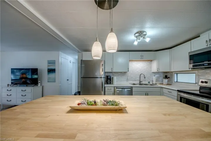 5510 Back Bay Bend, North Fort Myers, Florida 33917