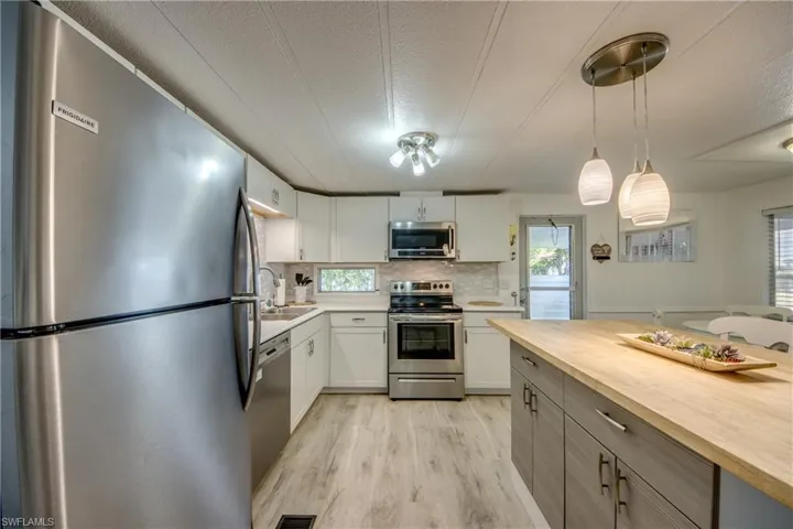 5510 Back Bay Bend, North Fort Myers, Florida 33917