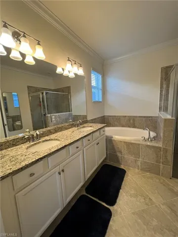 Spacious Primary ensuite
