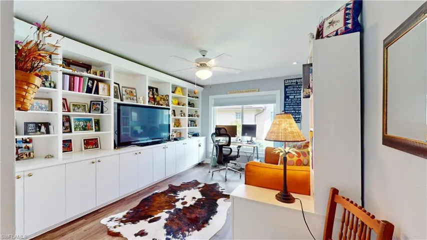 Bedroom or Office