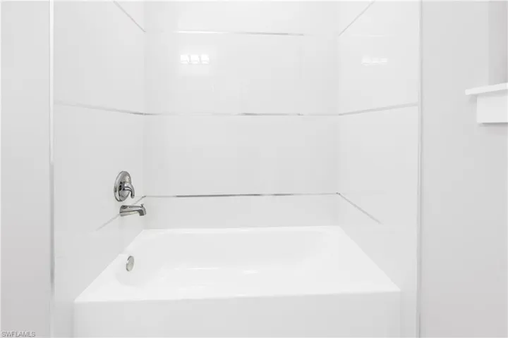 4092 24th Ave Se, Naples, Florida 34117