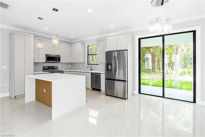 4092 24th Ave Se, Naples, Florida 34117