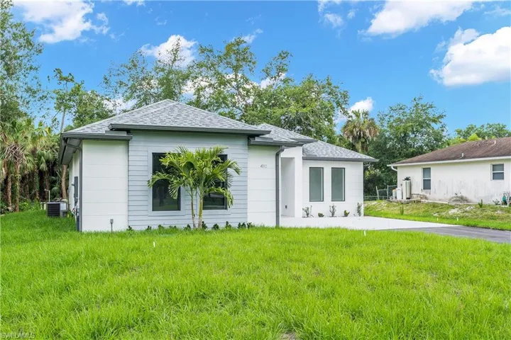 4092 24th Ave Se, Naples, Florida 34117
