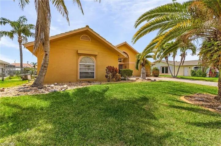 3514 Se 17th Ave, Cape Coral Fl 33904
