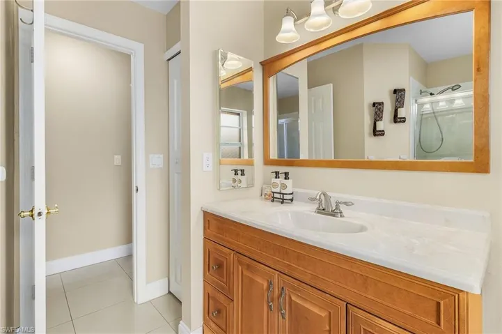 3514 Se 17th Ave, Cape Coral Fl 33904