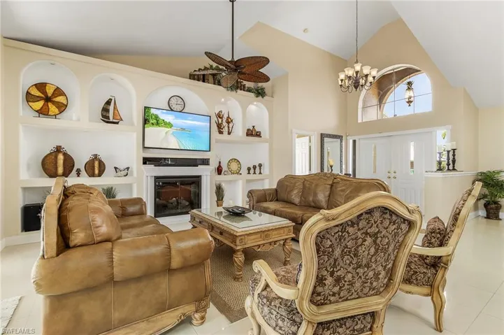 3514 Se 17th Ave, Cape Coral Fl 33904