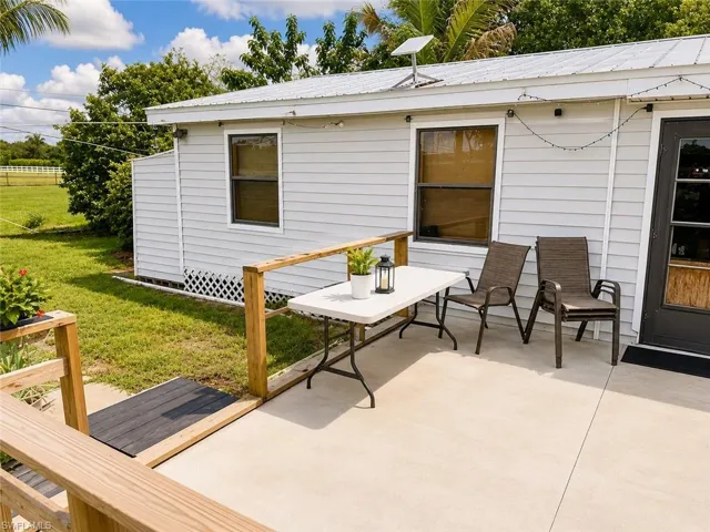 10351  Deal  RD, North Fort Myers, FL 33917