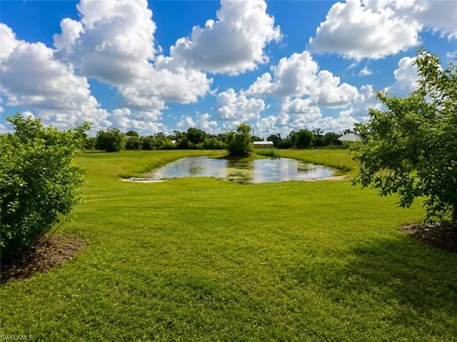 10351  Deal  RD, North Fort Myers, FL 33917