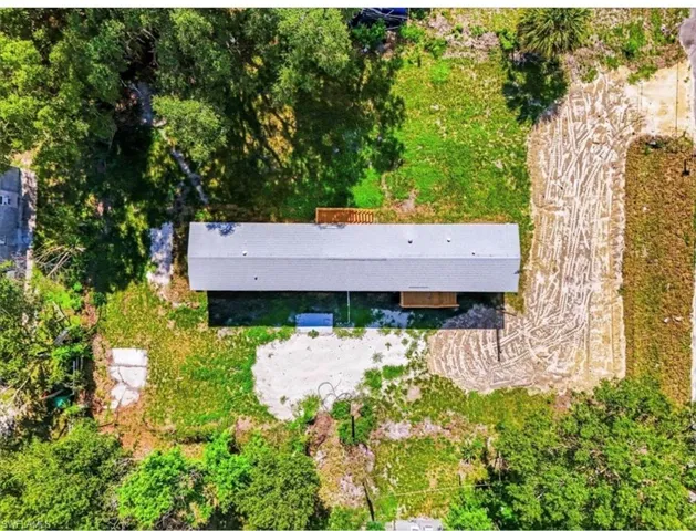 1468 Navaho Ave, Labelle, Florida 33935