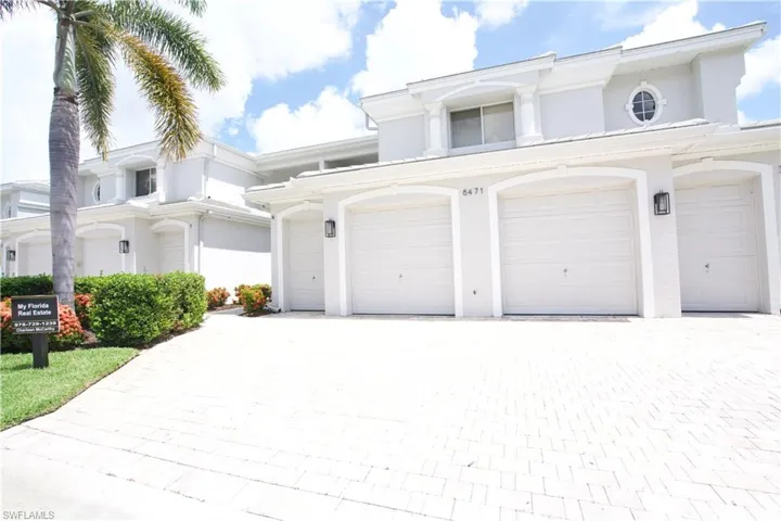 8471 Southbridge Dr 4, Estero, Florida 33967