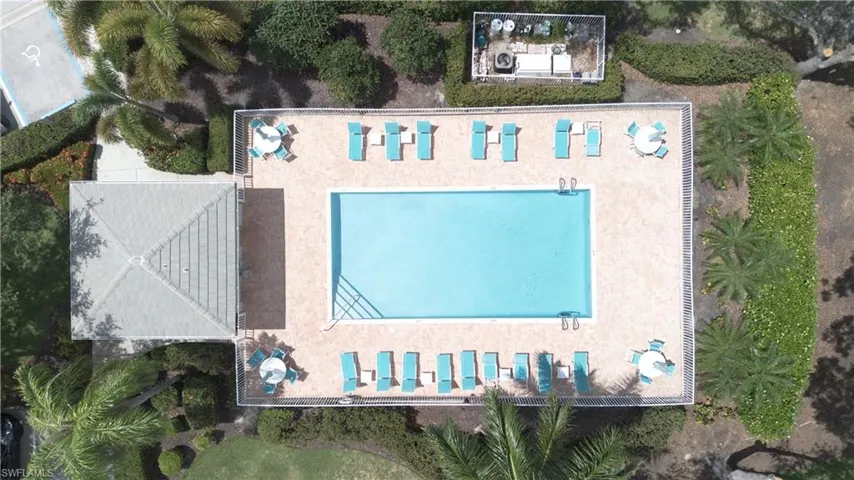 8471 Southbridge Dr 4, Estero, Florida 33967