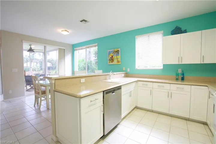 8471 Southbridge Dr 4, Estero, Florida 33967