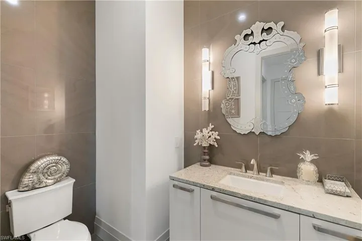 14852 Dockside Ln, Naples, Florida 34114