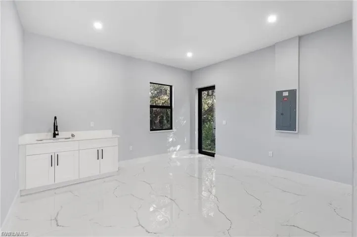 3501 E 10th St, Lehigh Acres, Florida 33972
