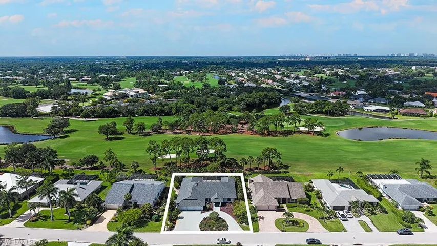 Aerial photo looking south over Imperial Golf Course