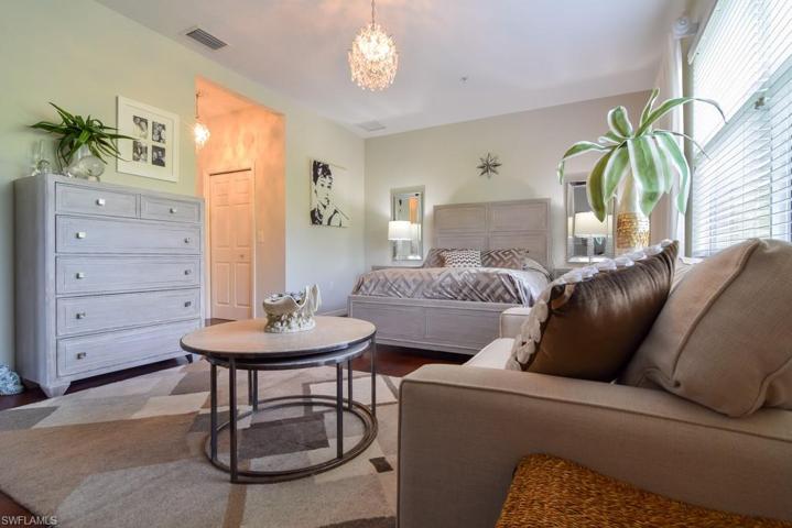 Previous furnishings showing spaciousness