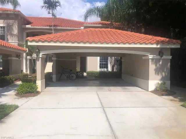 LEFT SIDE OF THE CARPORT