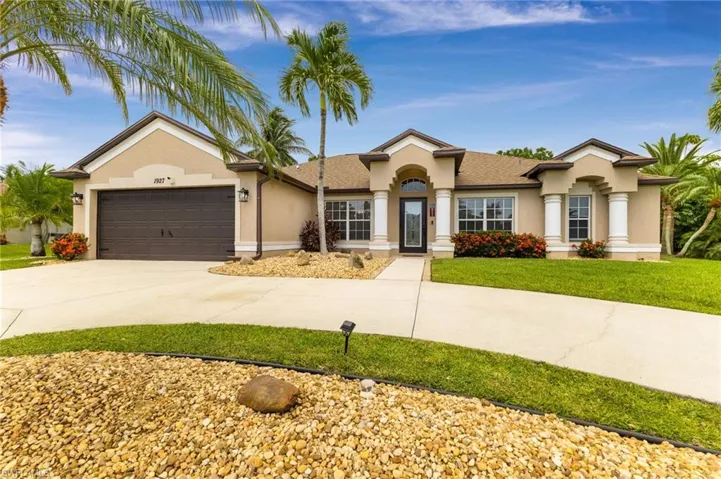 1927 Savona Pkwy W, Cape Coral, Florida 33914