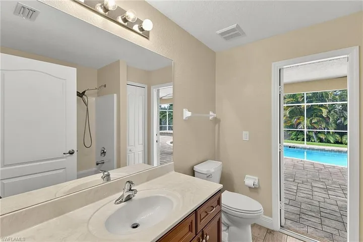 1927 Savona Pkwy W, Cape Coral, Florida 33914