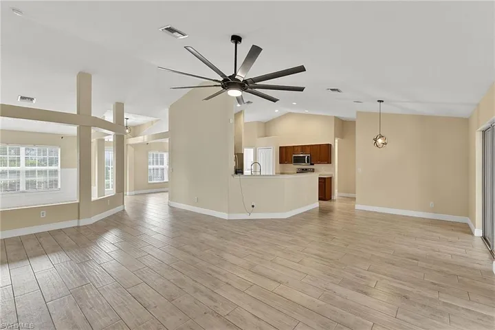 1927 Savona Pkwy W, Cape Coral, Florida 33914