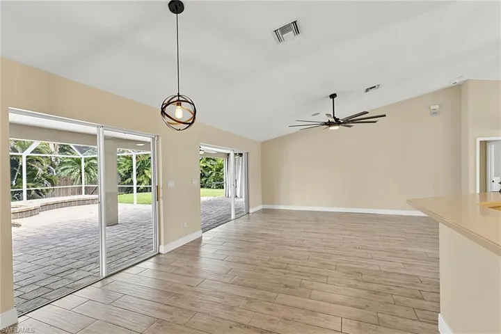 1927 Savona Pkwy W, Cape Coral, Florida 33914